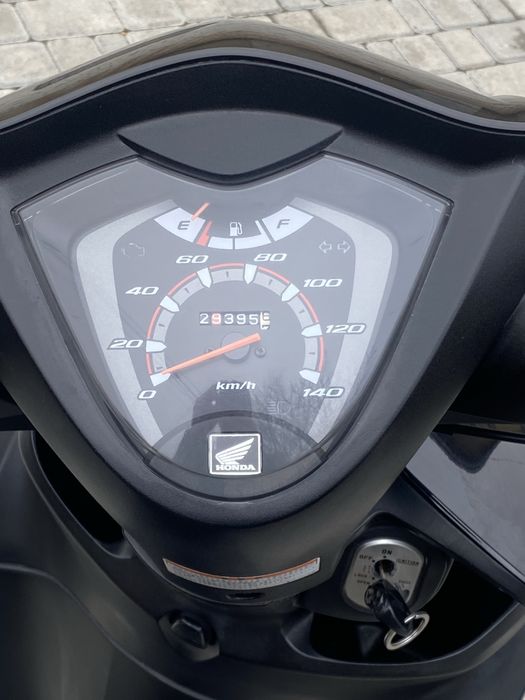 Honda dio 110, 4х тактный инжекторный 2х местный скутер