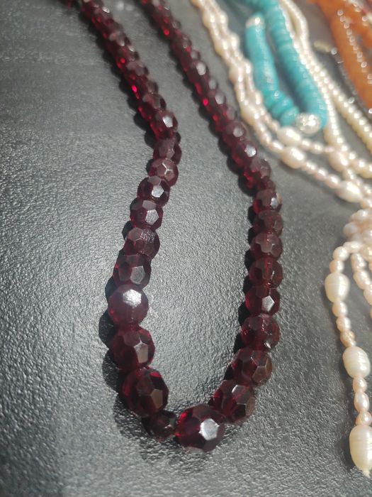 Бусы из натуральных камней в серебре