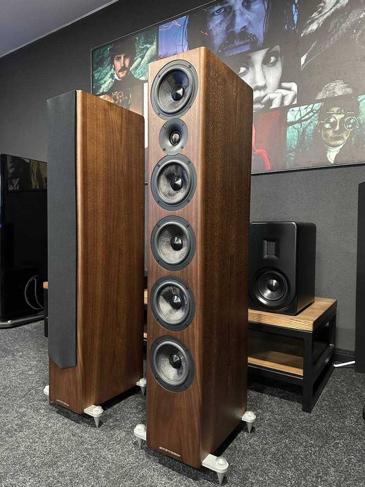 Акустическая система Acoustic Energy AE 520