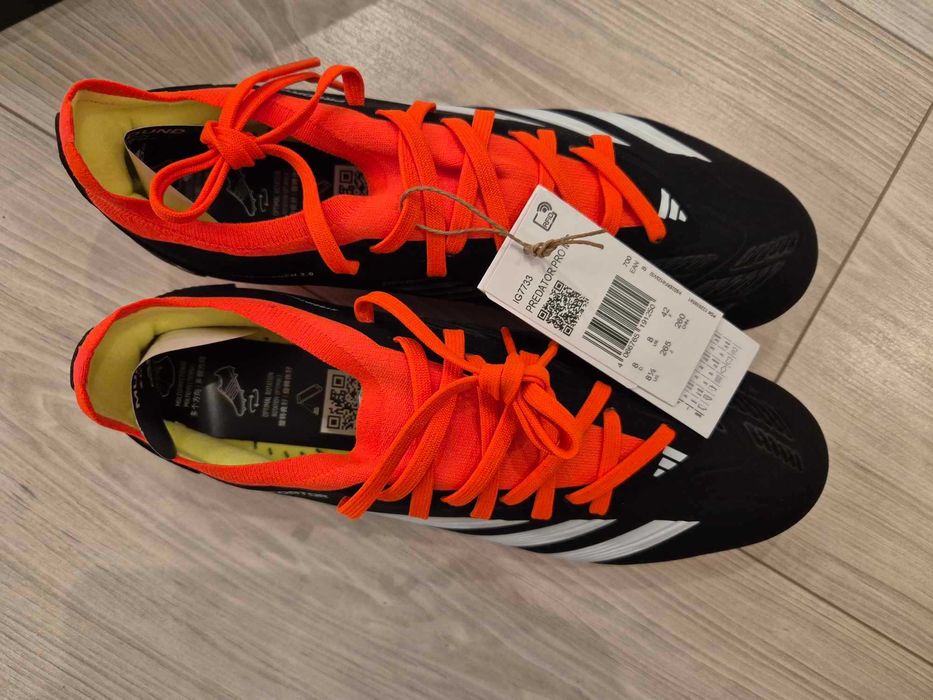 Buty piłkarskie korki adidas Predator PRO MG IG7733 rozmiar 42