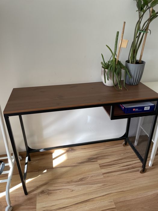 Ikea biurko drewno rustykalne