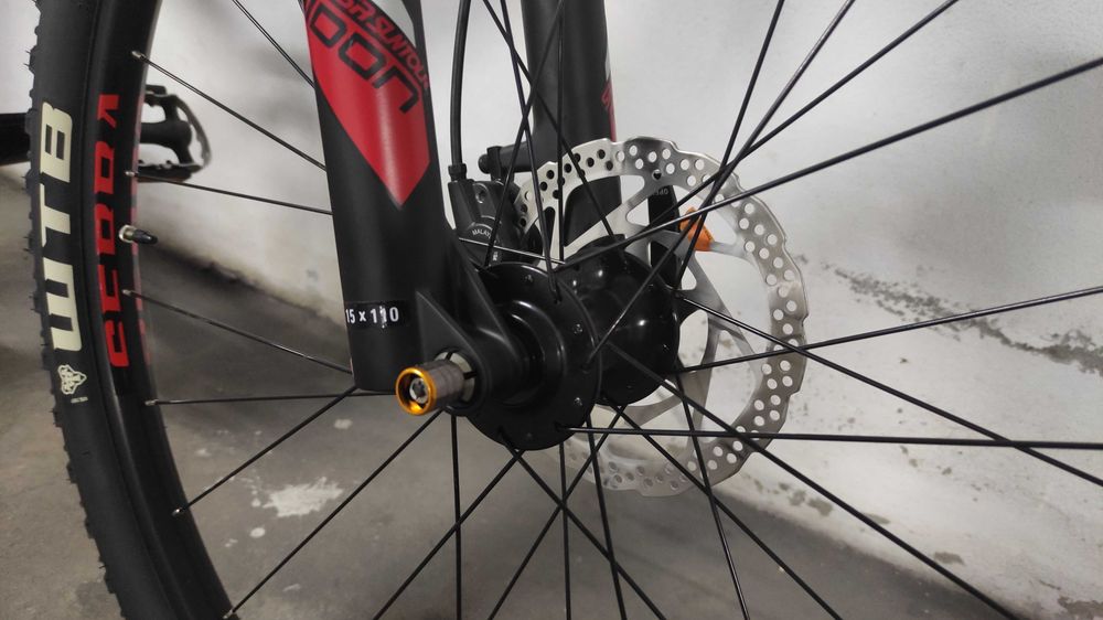 Bergamont Revox Team 29/Troco trotineta