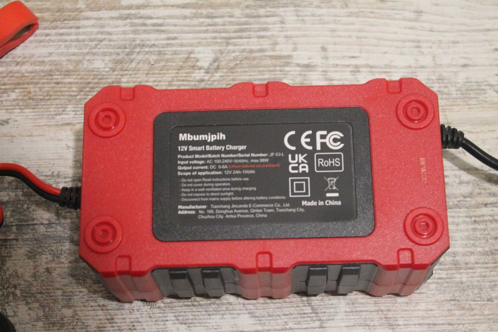 Умное зарядное устройство для аккумулятора 12V 6А