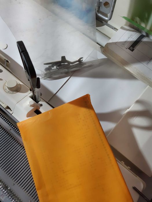 Двофонтурна вязальна машина Brother KH 893 Palie AII + KR850