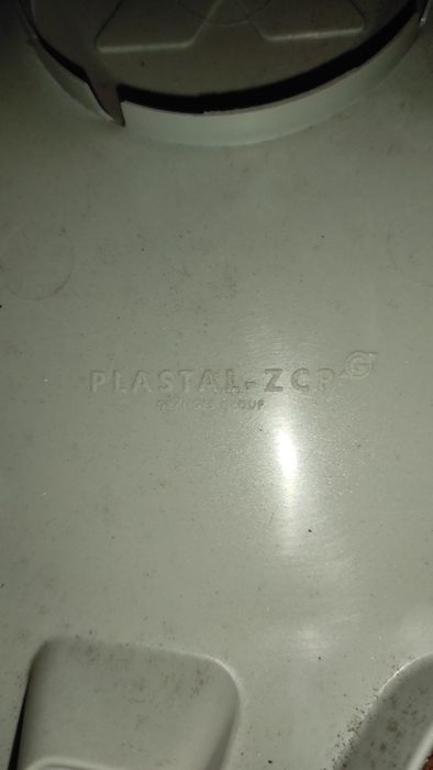 Колпаки, ковпаки 15 дюймів Mitsubishi PA66-MD16