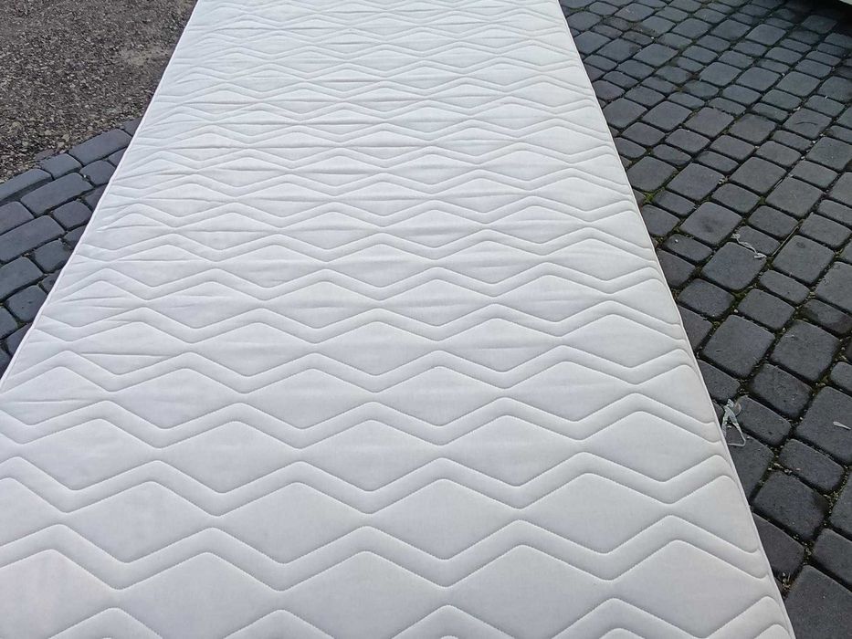 Materac kieszeniowy hotelowy hilding 90x200