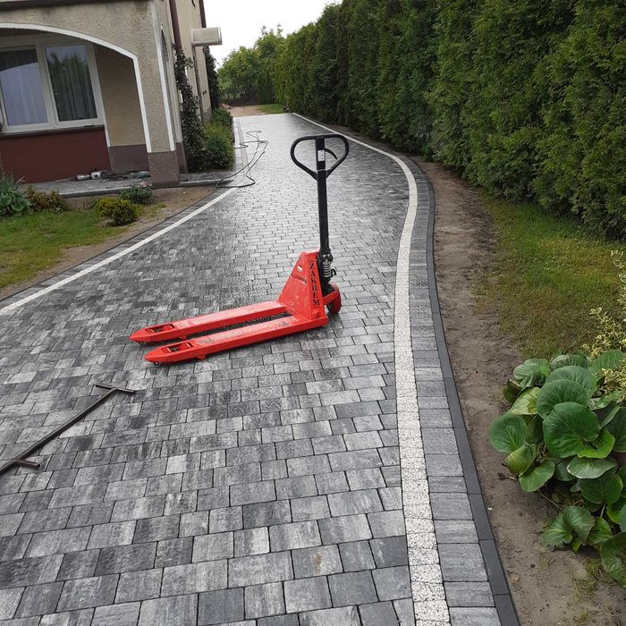 Kompleksowe układanie kostki brukowej