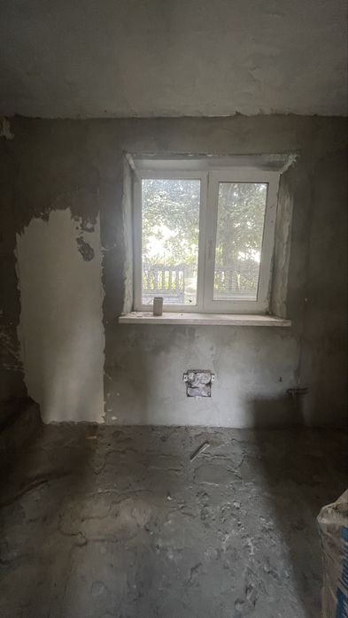 Дом с земельным участком