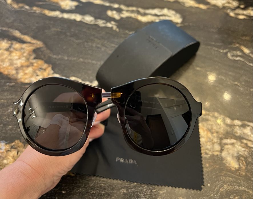 PRADA piękne okulary przeciwsłoneczne