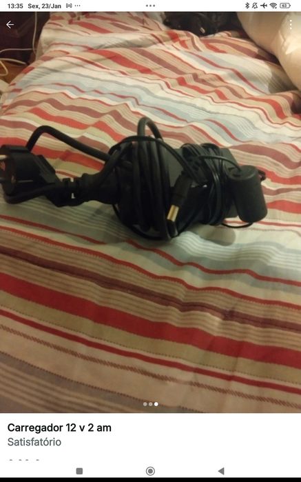 Carregador em bom estado