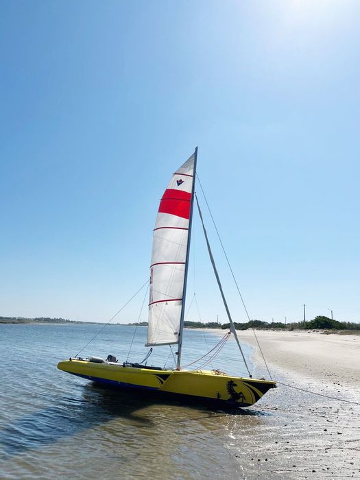 Trimaran desportivo Magnum 21