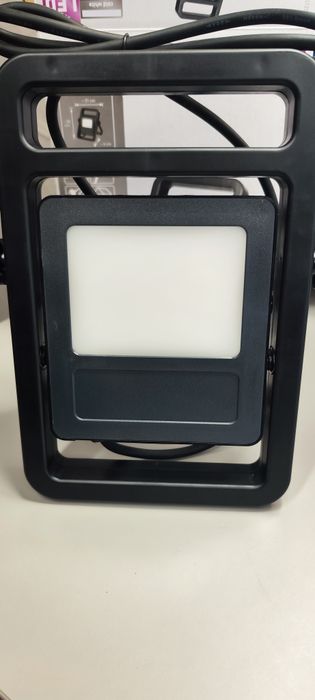 Lampa robocza LED