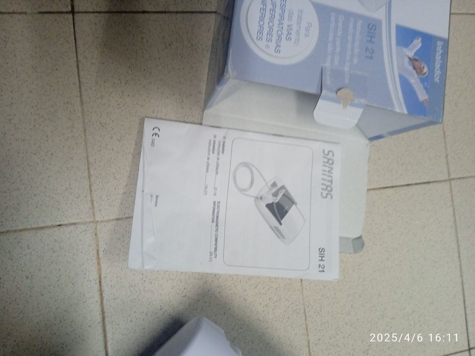 Inalador/nebulizadir marca Sanitas