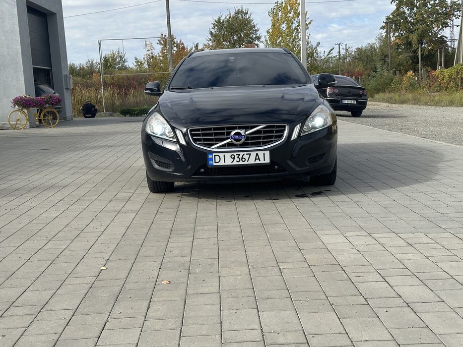Volvo V60 2010 року