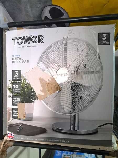 TOWER 12-calowy metalowy wentylator biurkowy