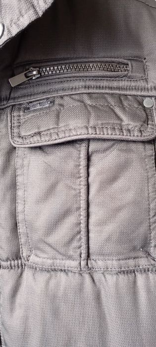 Blusão preto Jack e Jones