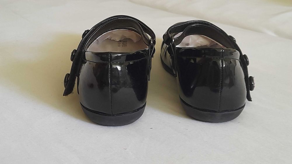 Baleriny lakierki Wojtyłko, rozmiar 33