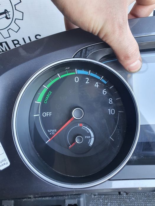 Щиток приборів Volkswagen Golf 7 e-golf електро приборка  5GE920755