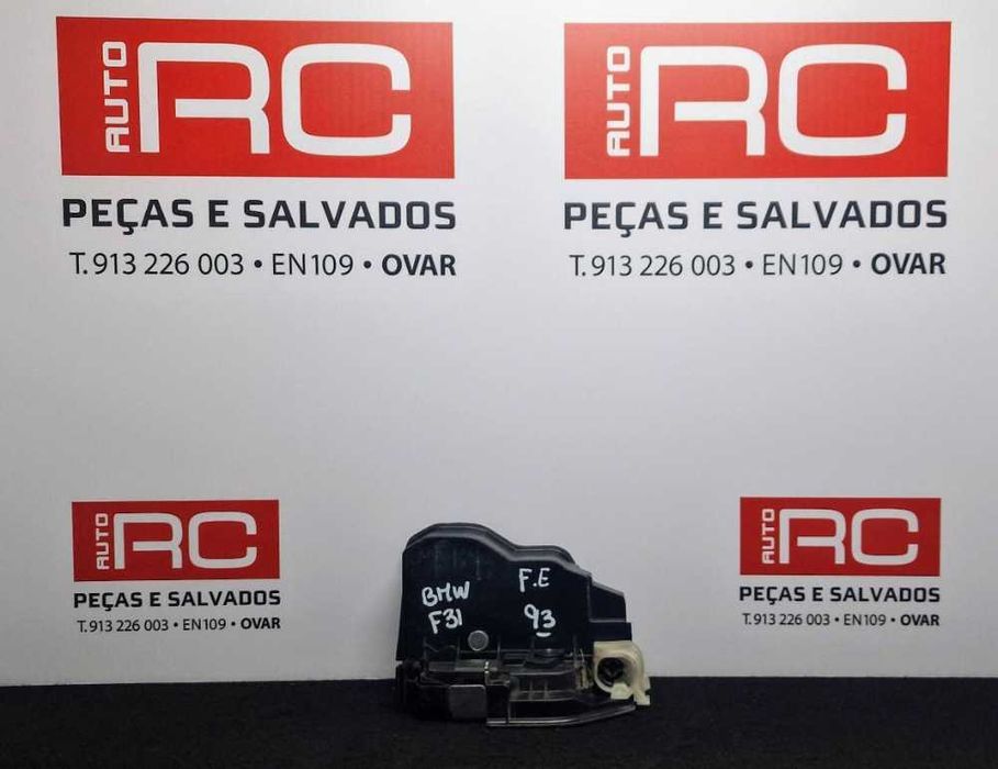 Fechadura / Fecho Porta Frente Esquerdo BMW 1 (F20) ano 2011