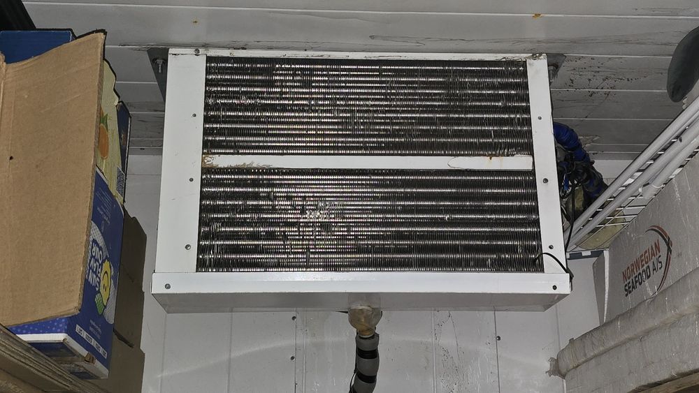 Продам холодильну установку POLAIR