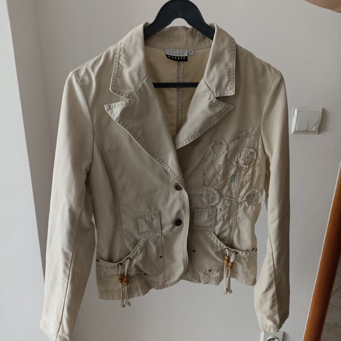 Żakiet, żakiet, żakiet.