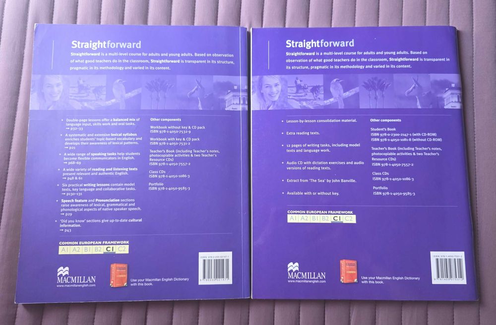 Manual académico + livro de exercícios + CDs "Straightforward" (ING)