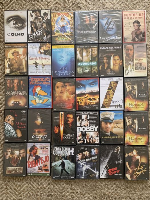 Lote com cerca de 164 dvs originais