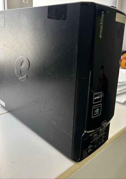 Продам пк Emachines EL1352