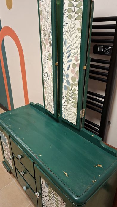 Toaletka w stylu  retro