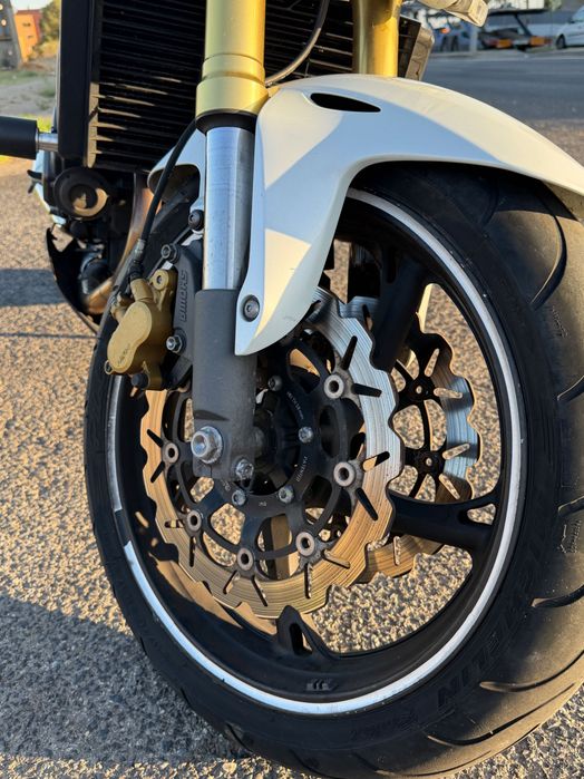 Motociclo honda hornet