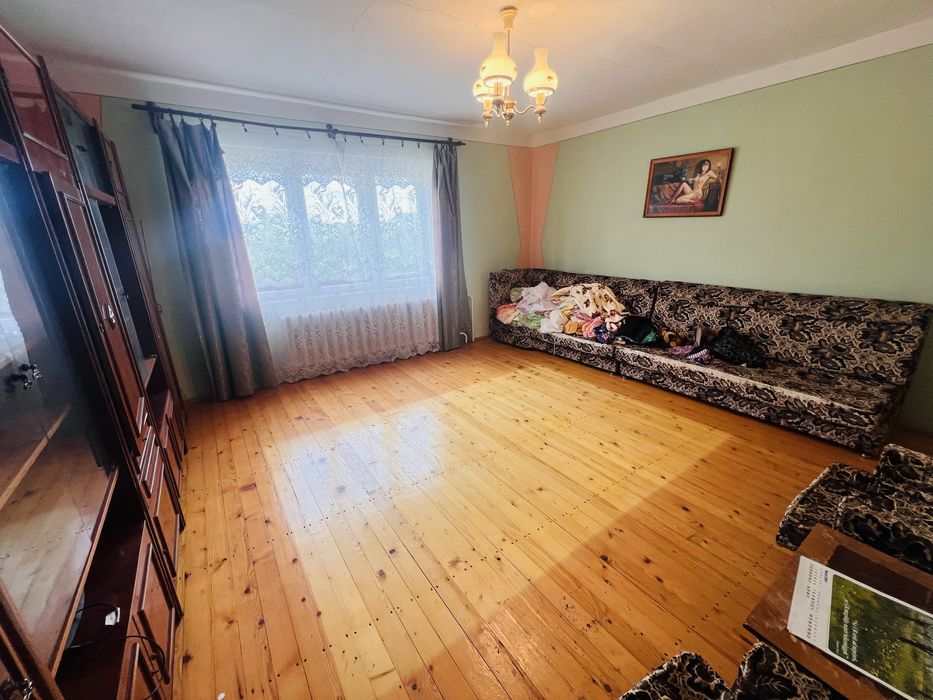 Продаж цегляного будинку в м.Берегове, 186 кв.м , 10 соток ділянки.