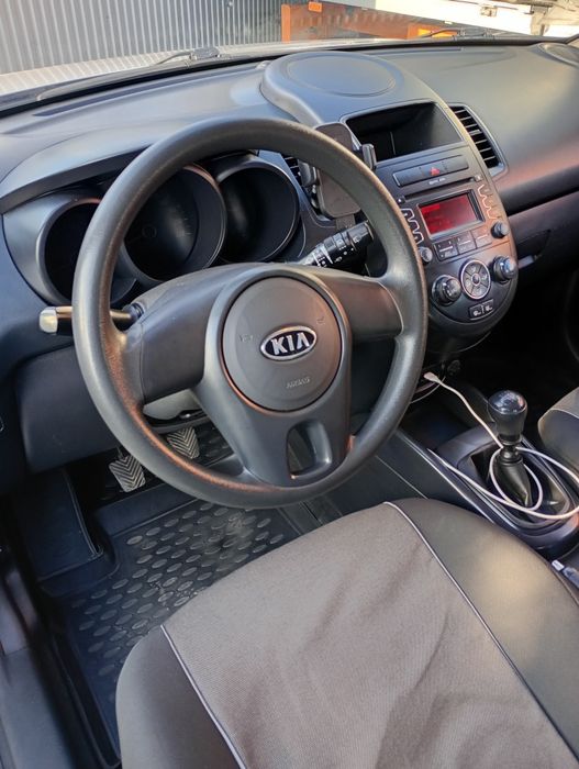 Kia Soul 2011 VIN KNAJT811AC7369190 фото оголошення 12 з 17