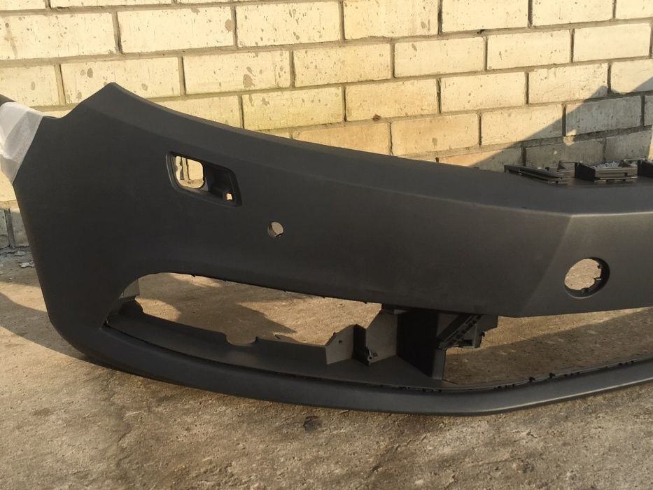 Передний Бампер на Volkwagen ( фольксваген ) СС 12-16 3C8807221F GRU