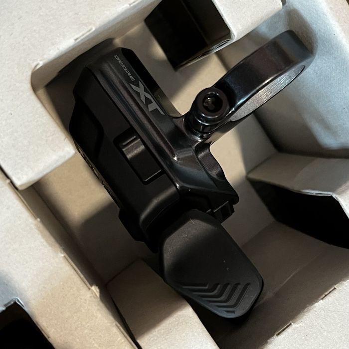 Shimano Deore XT Di2 12V M8250 - Kit de actualização