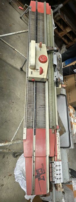 Maquina de tricotar Passat c/motor