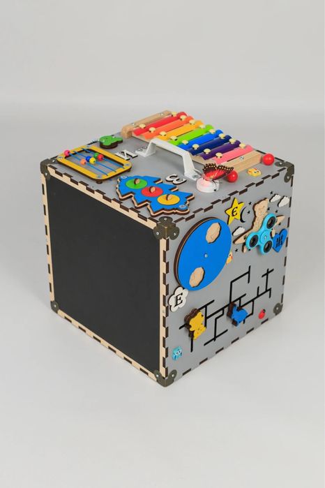 Бізікуб 30х30х30