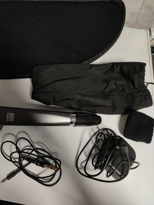 Aerophone Roland AE10, cyfrowy instrument dęty, elektroniczny saksofo