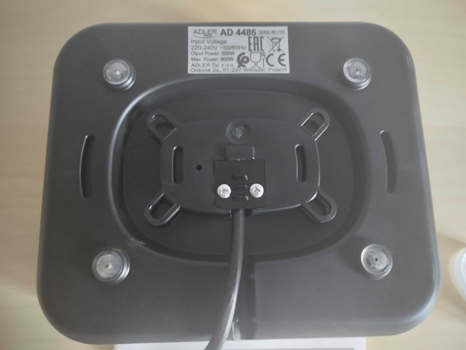 Jajowar automat do gotowania jajek automatyczny Adler 4486 8 jajek