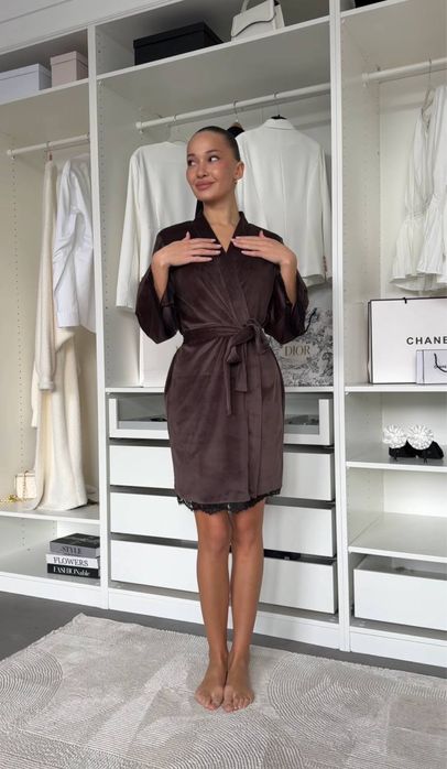 Жіночий велюровий халат