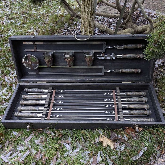 Набір шампурів у кейсі “Чорний лис” на подарунок | набор шампуров