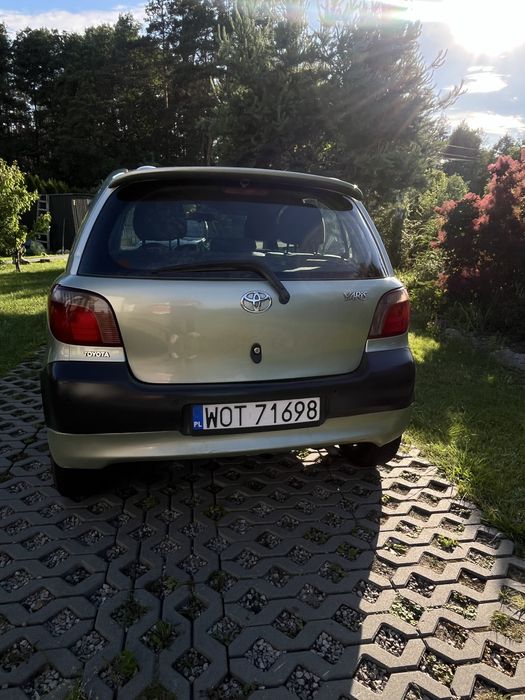 Toyota yaris 2002