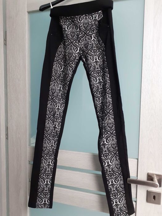 Nowe spodnie legginsy XS