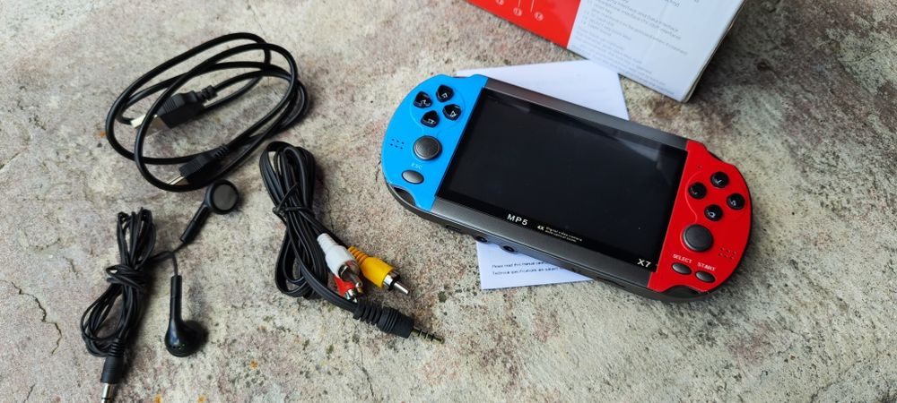 Przenośna konsola do gier.