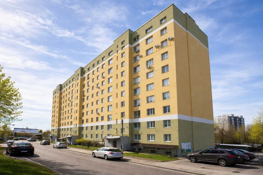 4-кім.,квартира у новобудові, 121 м², на Роксоляни, в зданому будинку.