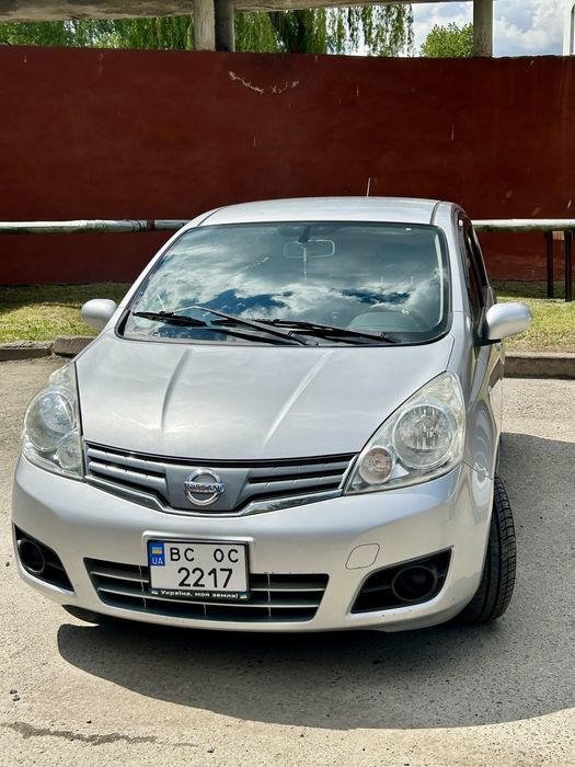 Продаж Nissan Note 2012 рік