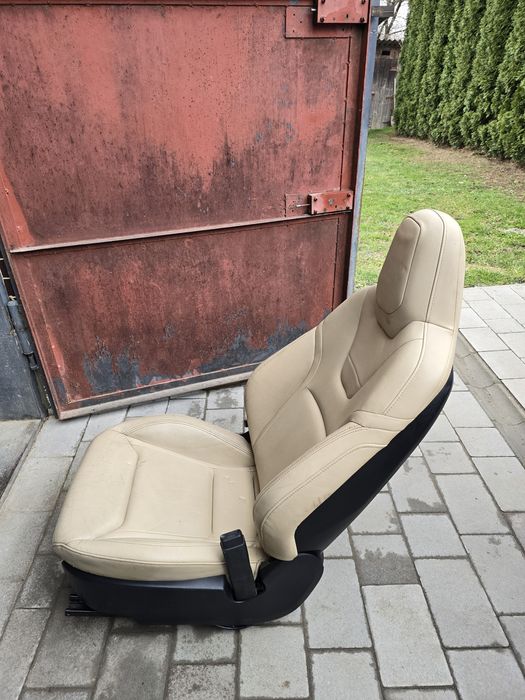 Сидіння пасажирське для tesla model s 2015+ gen 2