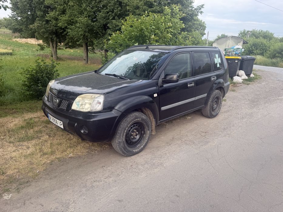 Продам нісан не находу