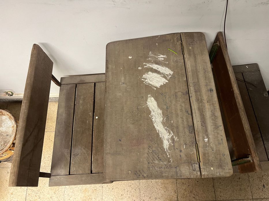 Antigas 4 Carteiras de Escola