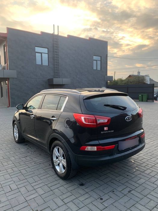 Б/у запчастини до KIA sportage