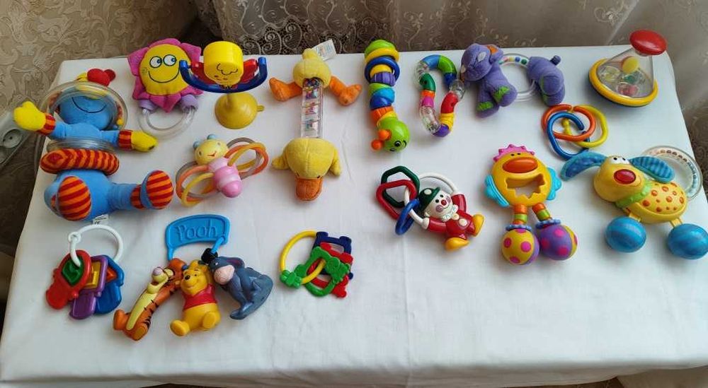 Продам игрушки для младенцев. Не пересылаю !